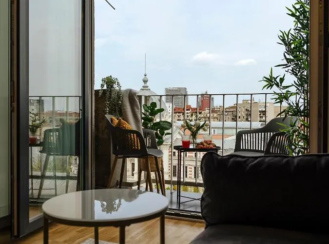 Apartment Sunny 2br Flat - Location - Amazing Balcony *