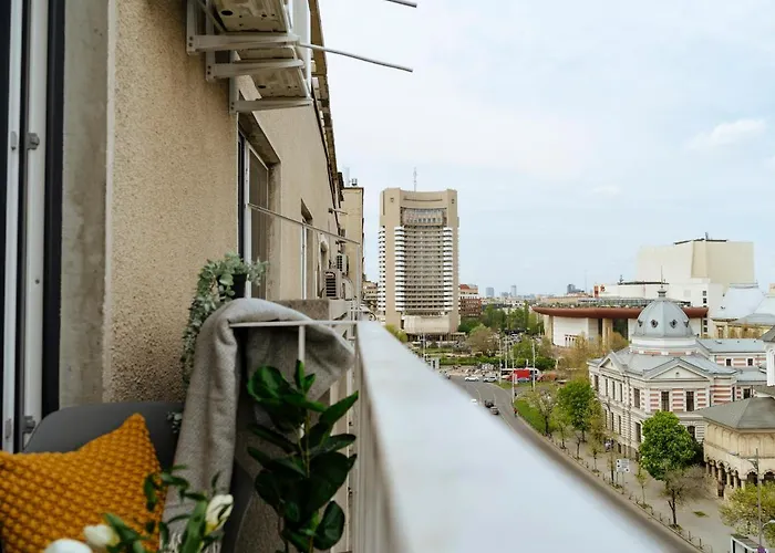 Apartment Sunny 2br Flat - Location - Amazing Balcony *