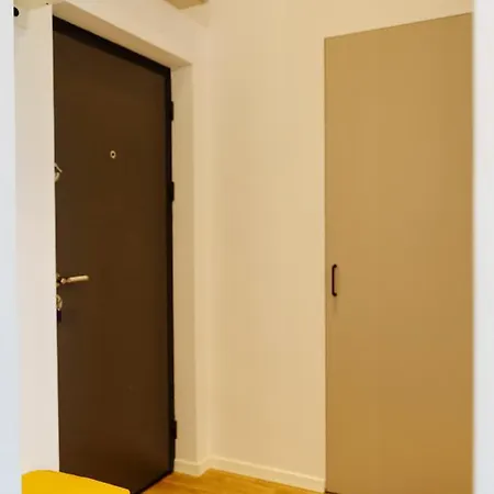 Daire Sunny 2br Flat - Location - Amazing Balcony