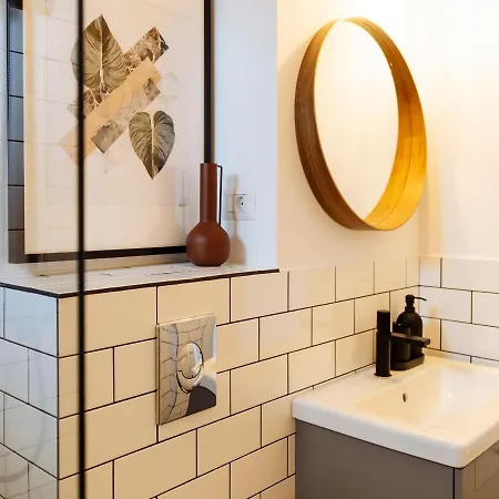 Appartement Sunny 2br Flat - Location - Amazing Balcony Boekarest