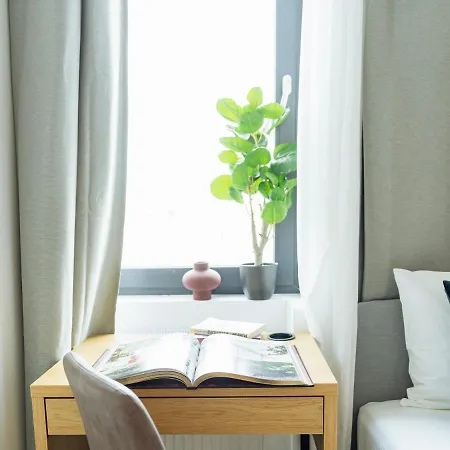 Daire Sunny 2br Flat - Location - Amazing Balcony