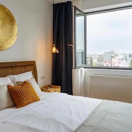 Sunny 2br Flat - Location - Amazing Balcony Апартаменти *