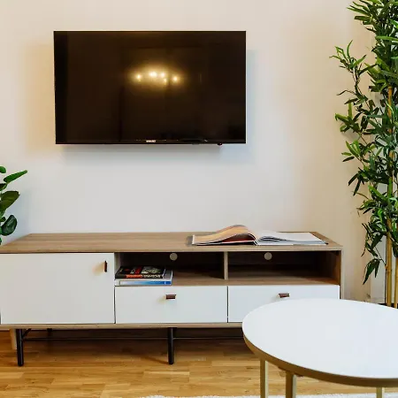 Sunny 2br Flat - Location - Amazing Balcony Appartement *