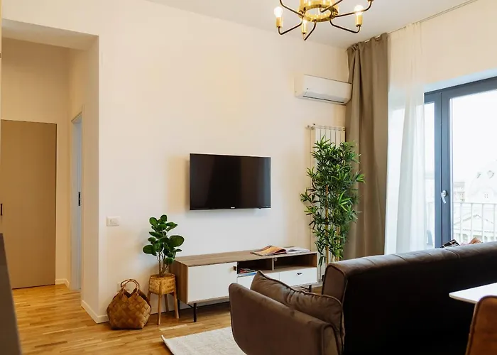 Sunny 2br Flat - Location - Amazing Balcony