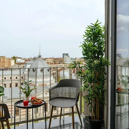 Sunny 2br Flat - Location - Amazing Balcony *
