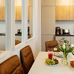 Sunny 2br Flat - Location - Amazing Balcony *