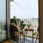 Apartament Sunny 2br Flat - Location - Amazing Balcony Bucureşti
