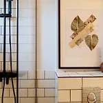 Apartament Sunny 2br Flat - Location - Amazing Balcony *