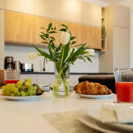 Sunny 2br Flat - Location - Amazing Balcony * ブカレスト